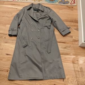 Vintage London Fog trench coat Size 10
